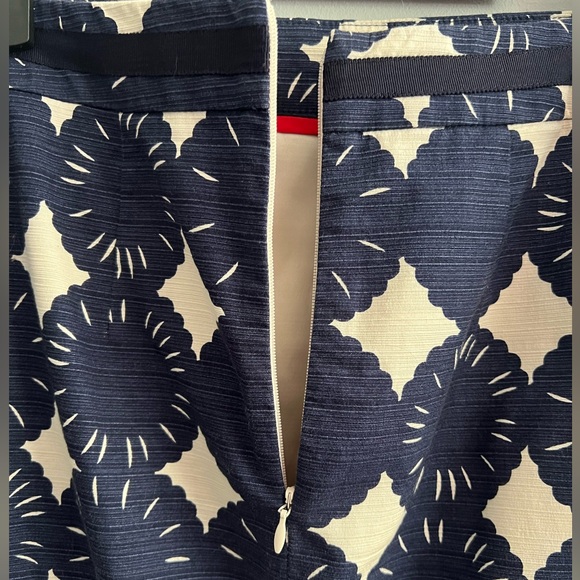 Boden Printed Pencil Skirt Geometric Circle Flowers Navy - Picture 3 of 4